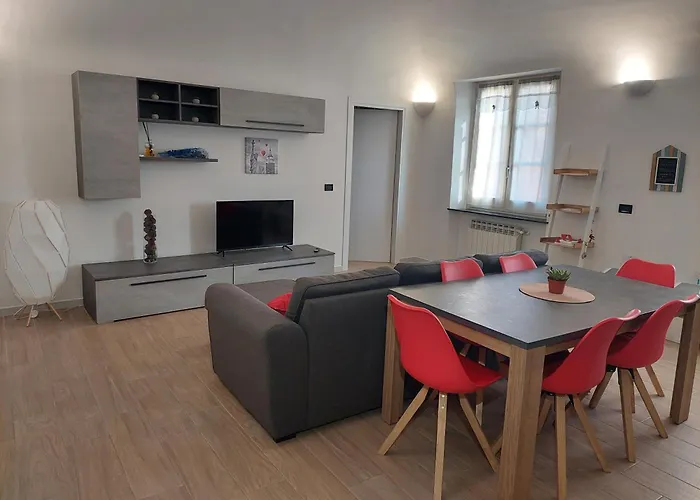 Novi Outlet Apartment